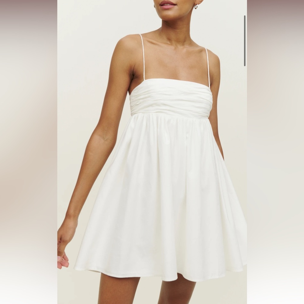 Modref white pop dress